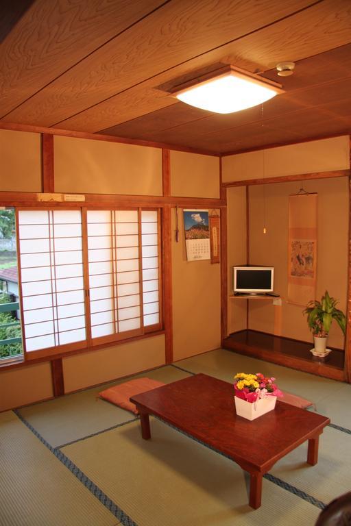 Hotel Yagisakien Fujikawaguchiko Exterior foto